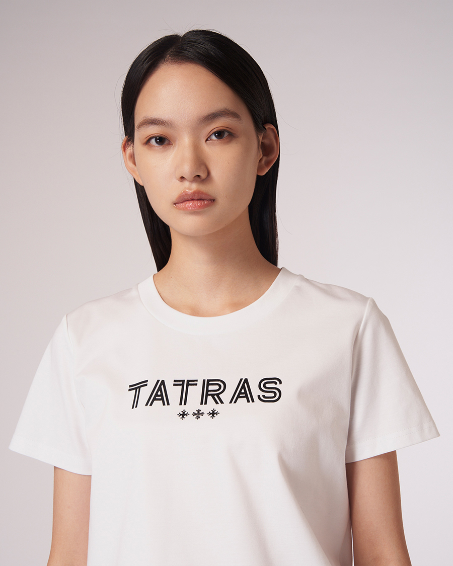 上質をまとう、TATRAS の主役級Tシャツ（ウィメンズ）