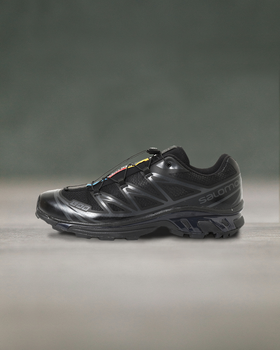 トップアスリートからも支持される SALOMON XT-6 が数量限定で販売中 