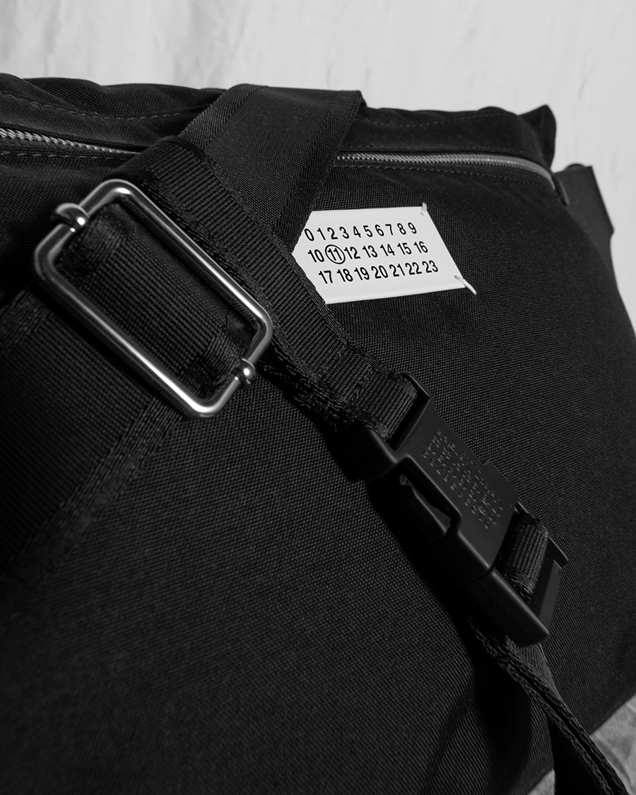 ジェンダーレスに使える Maison Margiela の23年秋冬最新バッグ