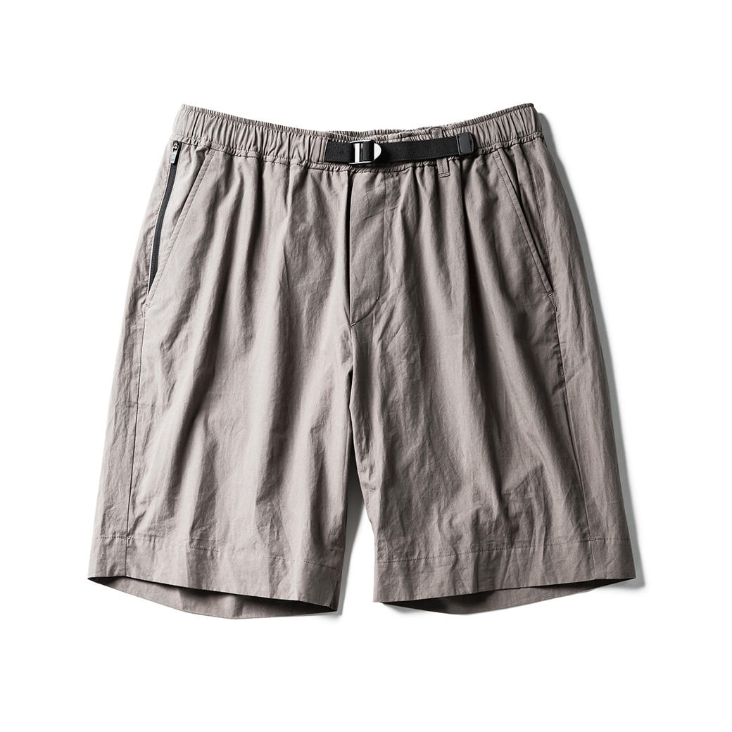 H.I.P. by SOLIDO | FEATHER WEIGHT TYPEWRITER RELAX FIT SHORTS