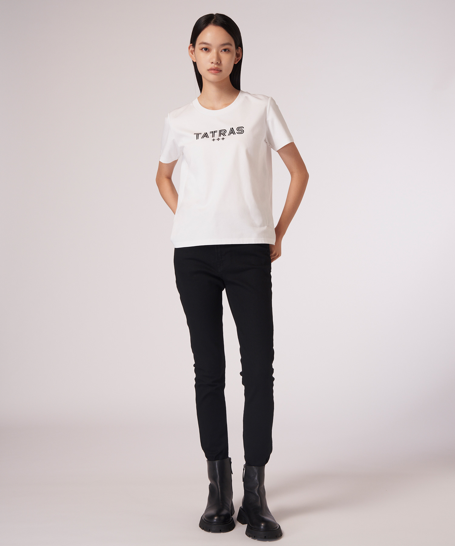 GIUDITTA ジュディッタ Tシャツ | TATRAS（タトラス）