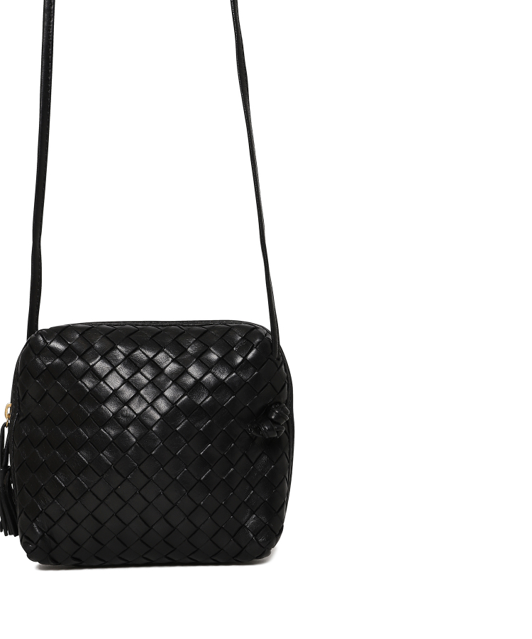 そのままの Bottega Bottega Veneta イントレチャート ピアスの通販 by