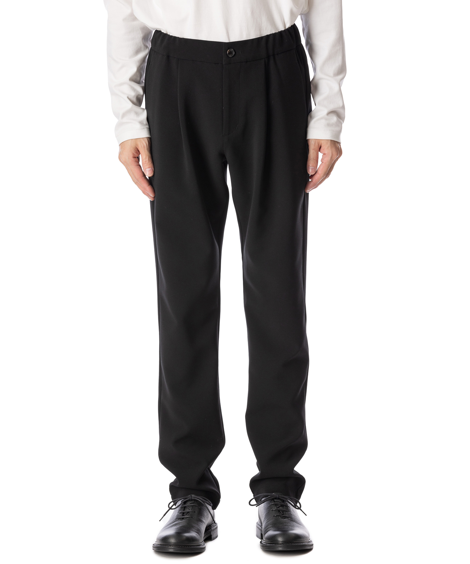 ATTACHMENT PE STRETCH DOUBLE CLOTH REGULAR FIT EASY TROUSERS BLACK/01 サイズ:01,02,03,04 ロングパンツ メンズ