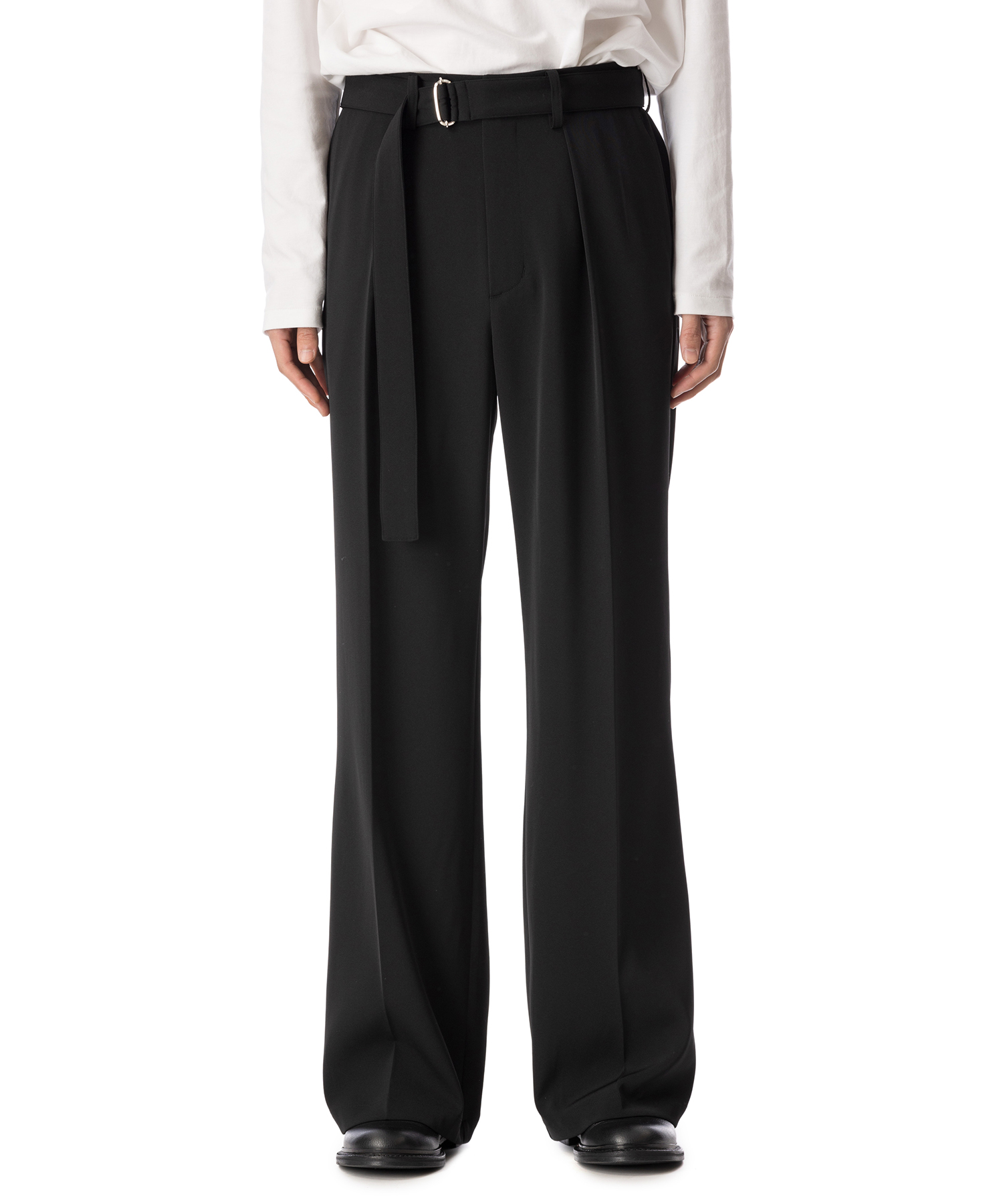 ATTACHMENT PE STRETCH TWILL BELTED WIDE FIT TROUSERS 送料無料 BLACK/01 サイズ:01,02,03 ロングパンツ メンズ