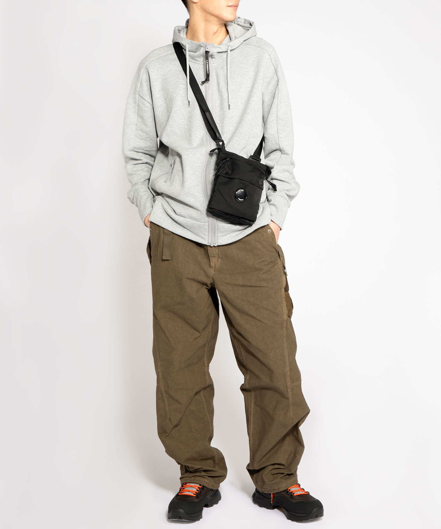 NYLON B CROSSBODY POUCH（C.P. COMPANY）｜TATRAS CONCEPT STORE ...