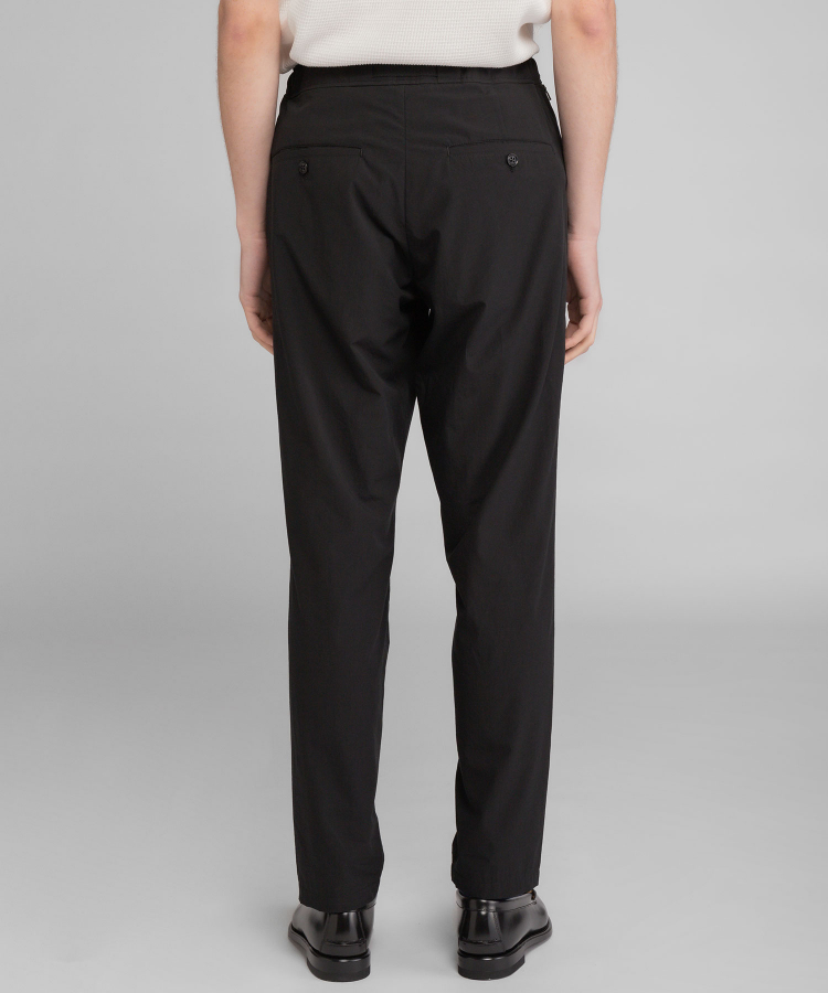 FETHER WEIGHT TYPEWRITER SLIM FIT TROUSERS（H.I.P. by SOLIDO