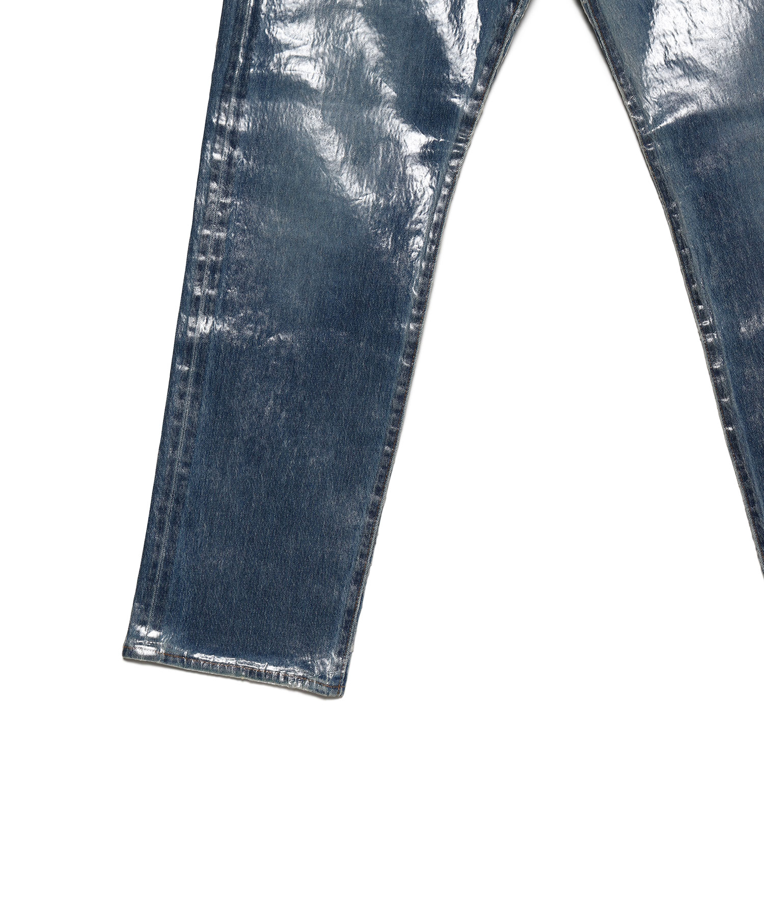 RE-edited overprinted Levi's 501 Jeans（KARMUEL YOUNG）｜TATRAS 