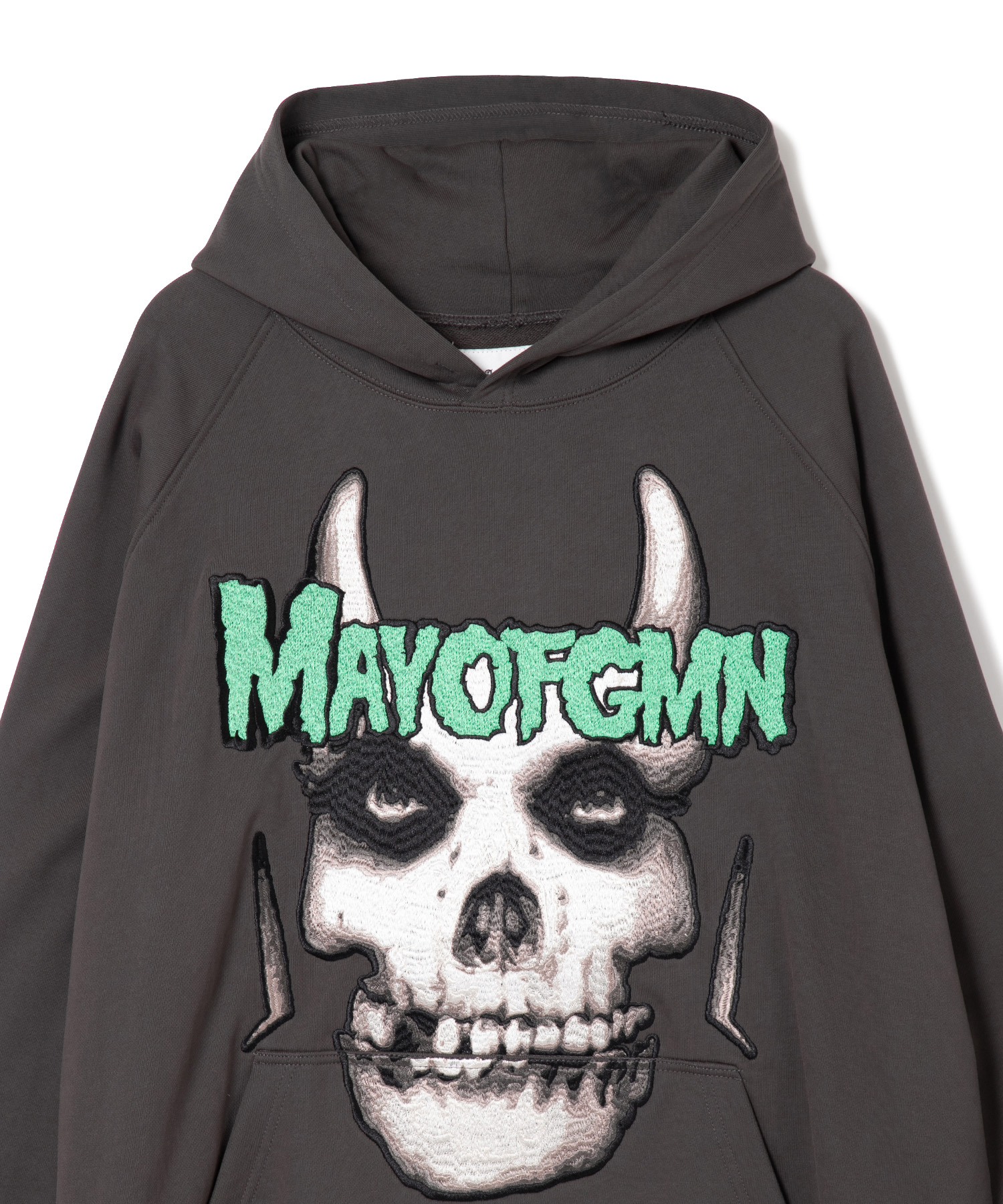 MAYO FGMN Embroidery Hoodie（MAYO）｜TATRAS CONCEPT