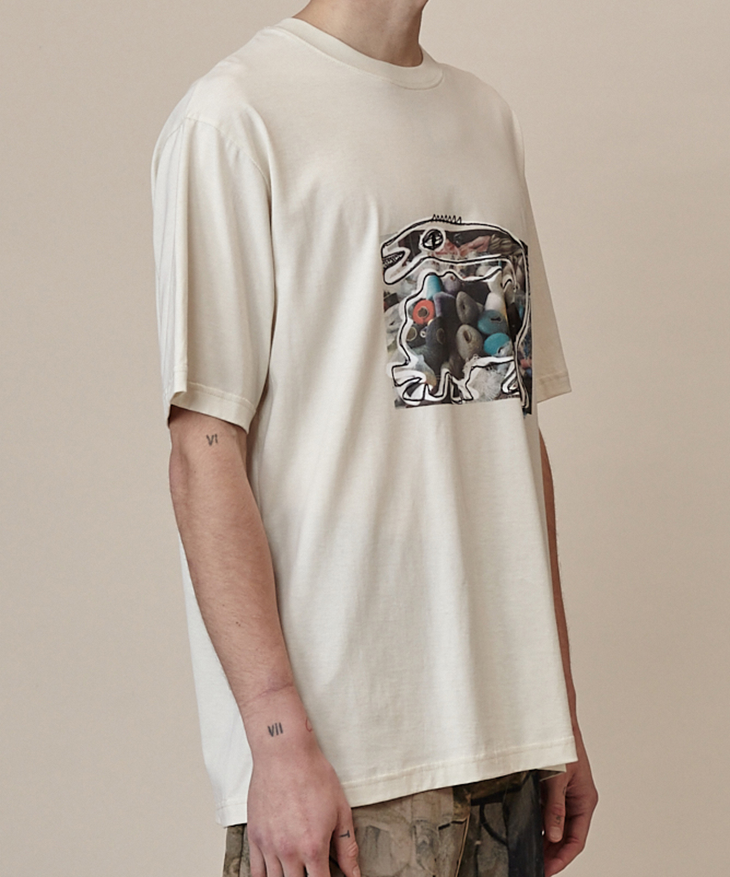 DINOSAUR OVERSIZED TEE（SONG FOR THE MUTE）｜TATRAS CONCEPT STORE