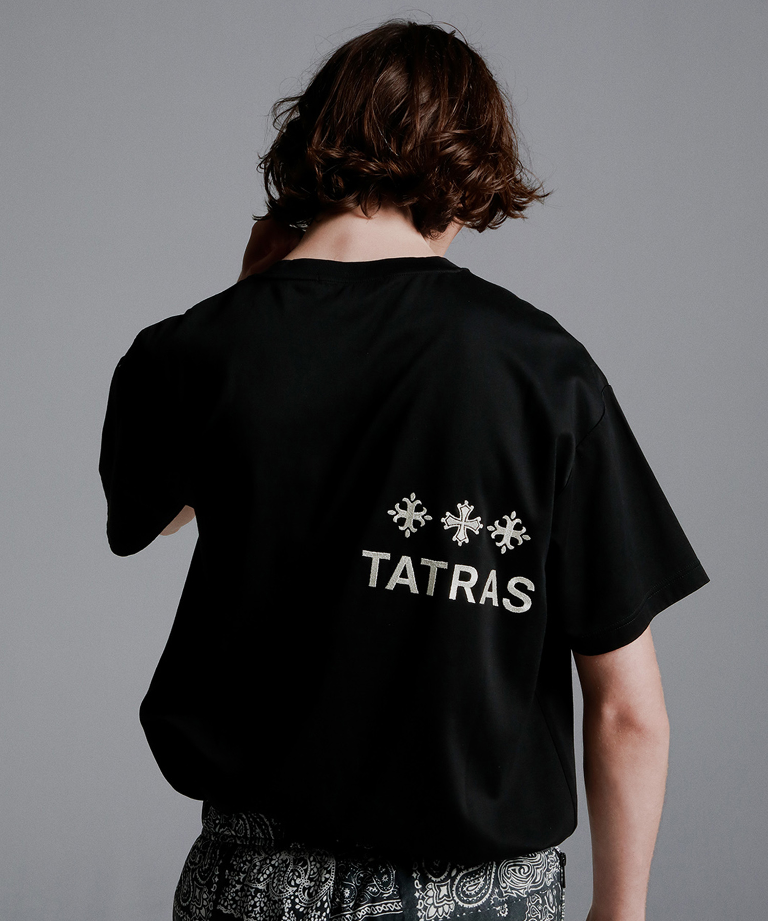 外箱不良宅配便送料無料 tシャツ Tシャツ TATRAS(タトラス) NUNKI